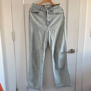 Levi's Classic Light Blue Denim Jeans